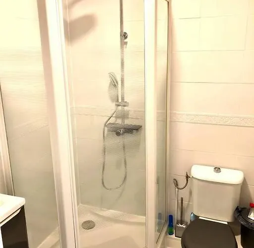 Les Pieds Dans L'eau